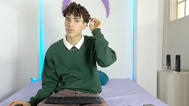 Онлайн чат XXX Monyel_Blake