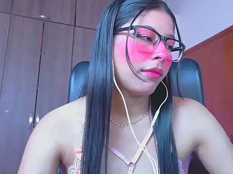 _ALLYSON18_'s Live XXX Chat