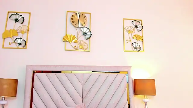 دردشة MadisonJenner الجنسية المباشرة