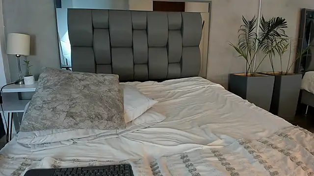Charlie___Musk élő XXX-chatje