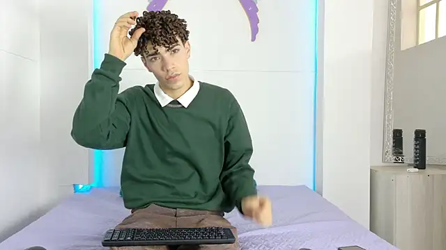 XXX chat uživo modela Monyel_Blake