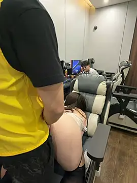 Chat +18 de TTbeibi-178 ao vivo
