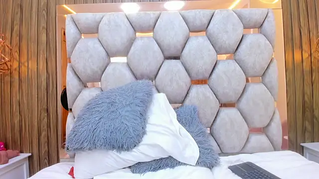 adams_bobby Adlı Modelin Canlı XXX Sohbeti