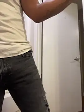 hotkevin11 Adlı Modelin Canlı XXX Sohbeti