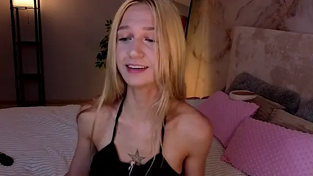 SerenaCrystall লাইভ XXX চ্যাট