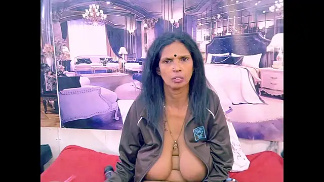 IndianVanya4u2u Chat XXX live