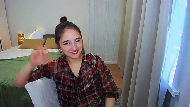JulietteMonli Chat XXX live