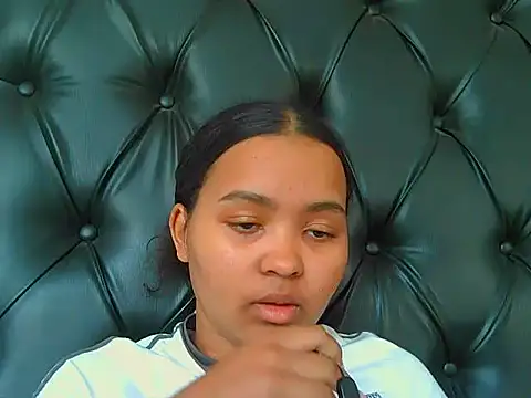 indianaphrodite1's Live XXX Chat