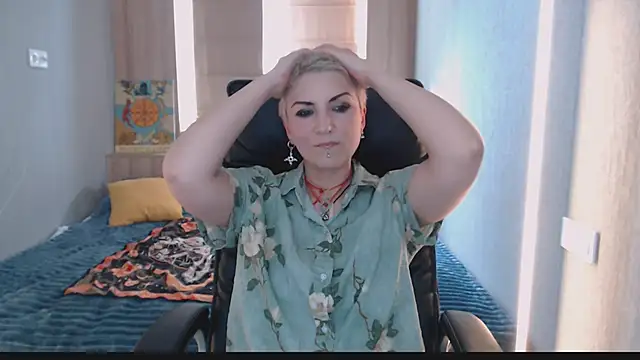 Chat +18 de Sweet-n-Strong ao vivo