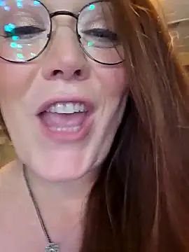 Chat XXX en directo de BBWQUEENBEEE