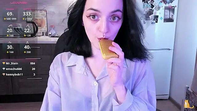 צ'אט XXX בשידור חי של miura_moon