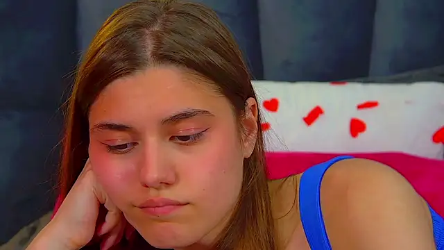 Chat XXX en directo de ArianaAllens