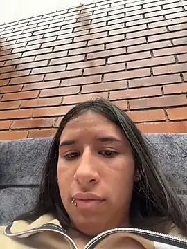 Czat XXX na żywo – LilyRossi_