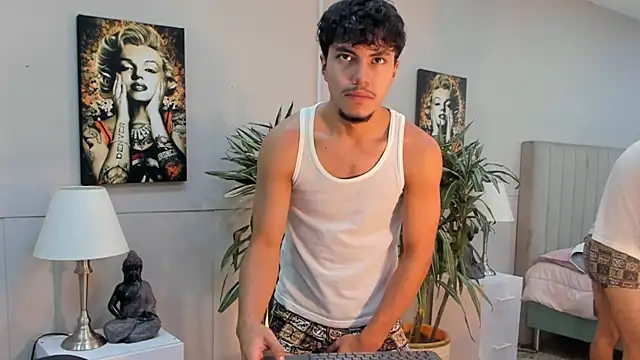 Онлайн чат XXX kai_storn