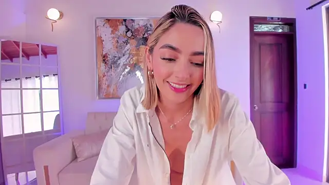 MelissaMoore_ Chat XXX in diretta