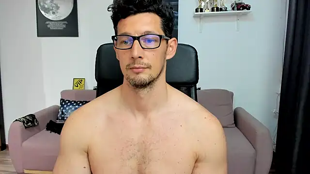 Chat XXX en directo de BrutusK08