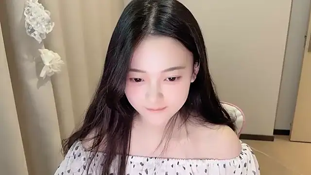 max688のライブXXXチャット