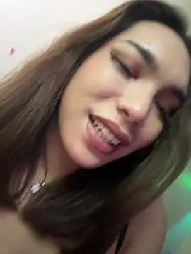 SideChick_BunnyのライブXXXチャット