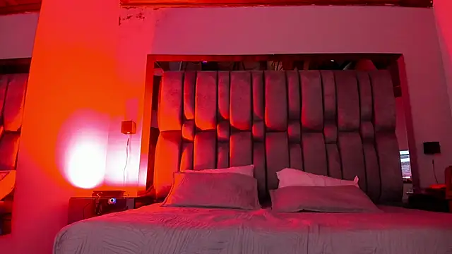 دردشة NikkySmiith الجنسية المباشرة