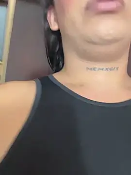 Sweet_vicky_hot: απευθείας συνομιλία ΧΧΧ