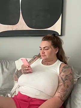 HeyBABYGIRL Live XXX-Chat