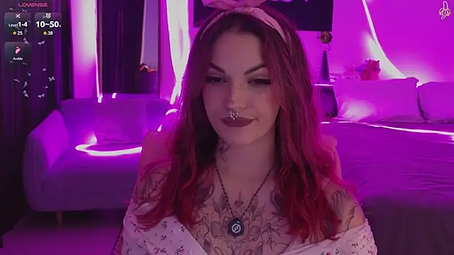 BratzieDarsie Adlı Modelin Canlı XXX Sohbeti