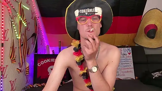 Cookieboy88's Live XXX Chat