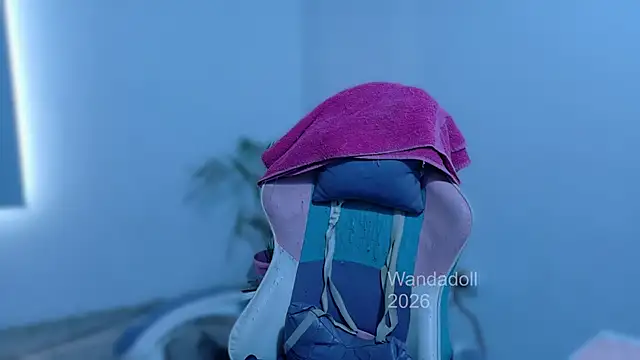 XXX chat uživo modela WandaDoll