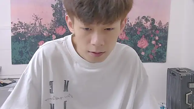 paofu-001's Live XXX Chat