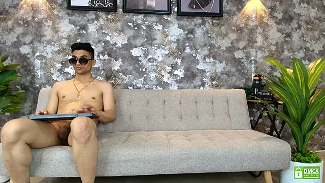 Alejandro_and_Deiby Live XXX Chat