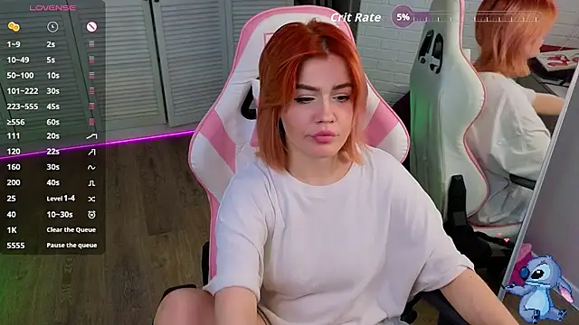 RedVelveten Adlı Modelin Canlı XXX Sohbeti