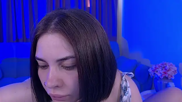 Chatroom XXX en direct de AdrianaToress