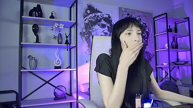 SeraphineSparda's Live XXX Chat