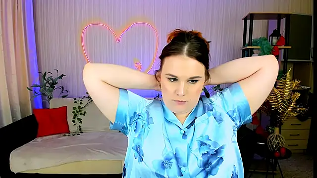 OliviaTwens Adlı Modelin Canlı XXX Sohbeti