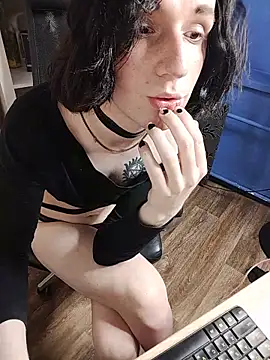 MickeQuinee Live XXX-chat