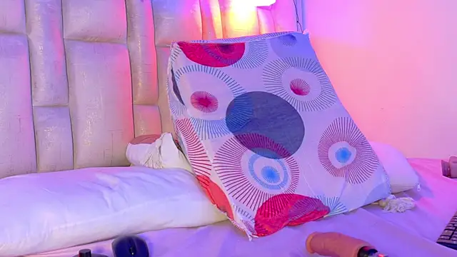 Bella-Sanders – Naživo XXX chat