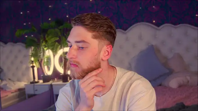Dexter_Raze's Live XXX Chat