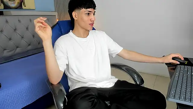 SamBlack_ Live XXX Chat