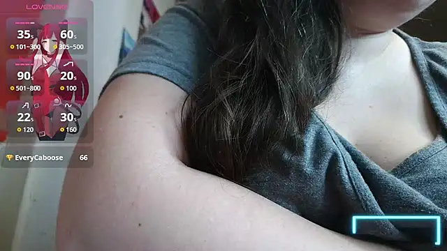 Cora_Maro 即時 XXX 聊天