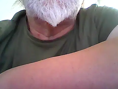 xcimeru Show in webcam