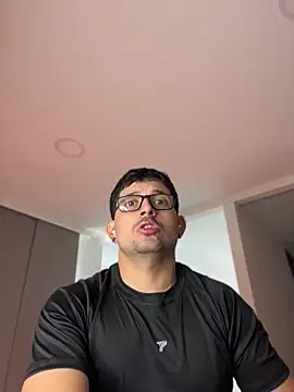 TroyeSavage Chat XXX live