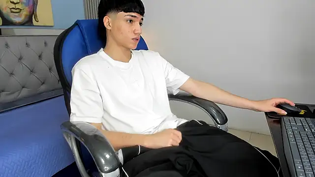 SamBlack_ Live XXX-chat