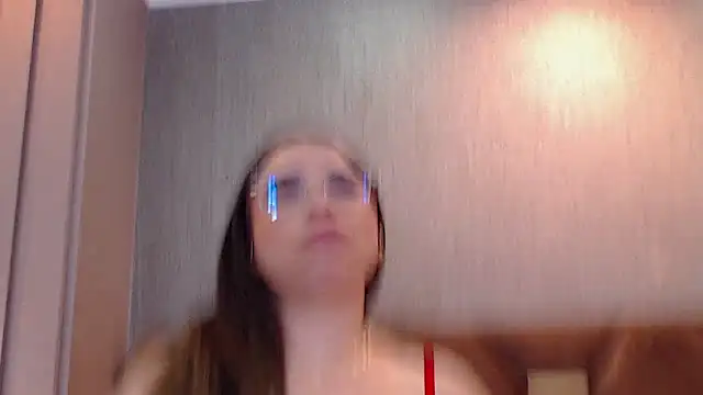 Chatroom XXX en direct de ThaniaJones
