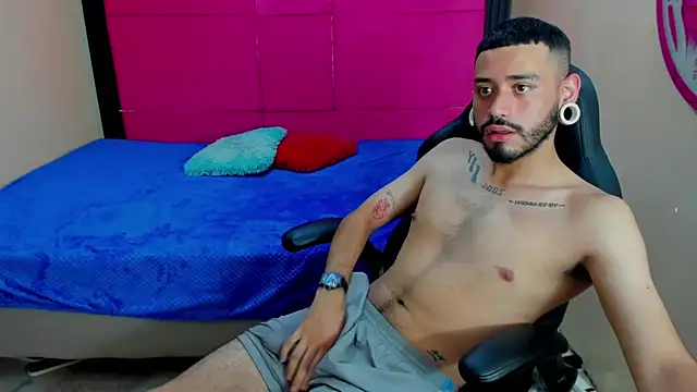 Chat +18 de BrunoCarzon ao vivo