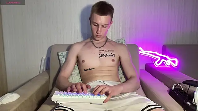 XXX chat uživo modela Travis_Gracile