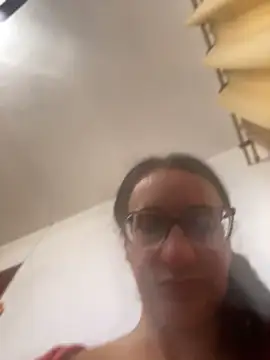 gloria7v05 Chat XXX in diretta
