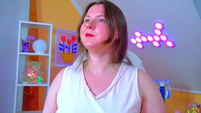 MelodyMoores' Live XXX Chat