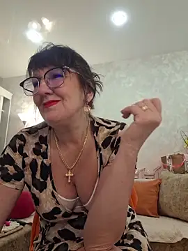 LaliaMia Adlı Modelin Canlı XXX Sohbeti