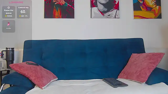 Rowan_Cley's Live XXX Chat