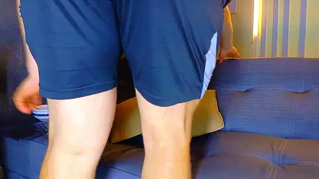XXX chat uživo modela ALANNFERRER